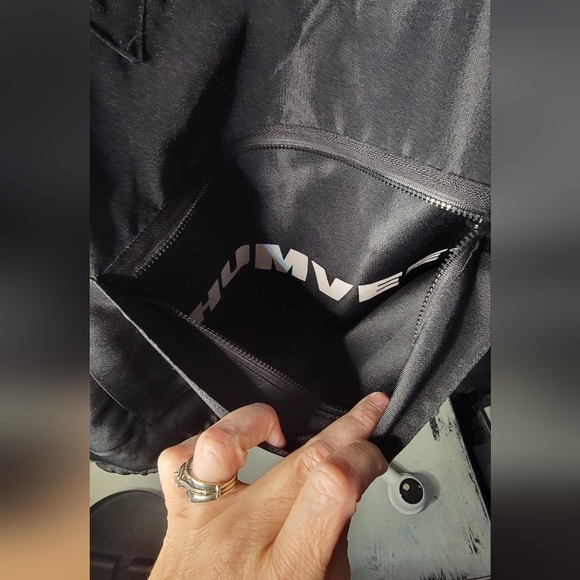 Black Outdoor Utility Vest - Picture 9 of 9